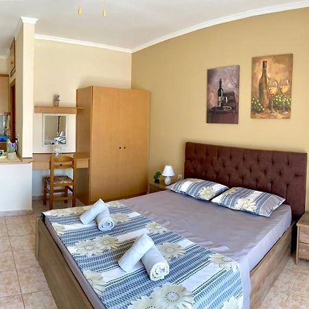 Theodora'S Studios Repanidhion Экстерьер фото